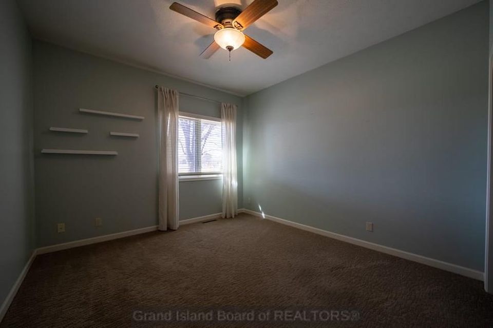 3811 meadowlark cir grand island ne 68803 d 4