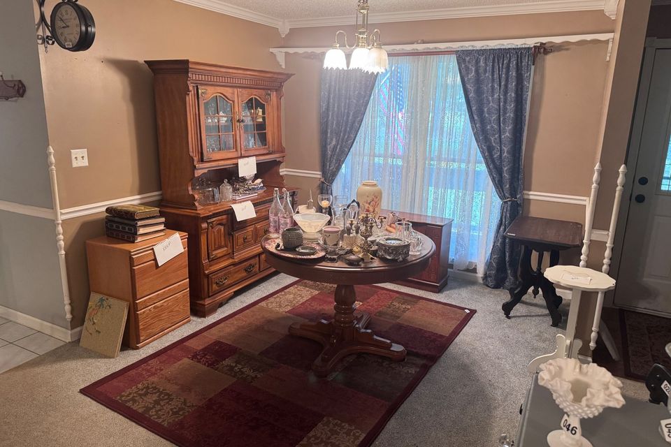 Dining room ashton cir