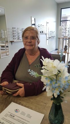 Patientoptometristoptometryeyecaresunglasseseyeweargucciverawangvirginiabeachnorfolkvabeach23518eastbeachoceanview