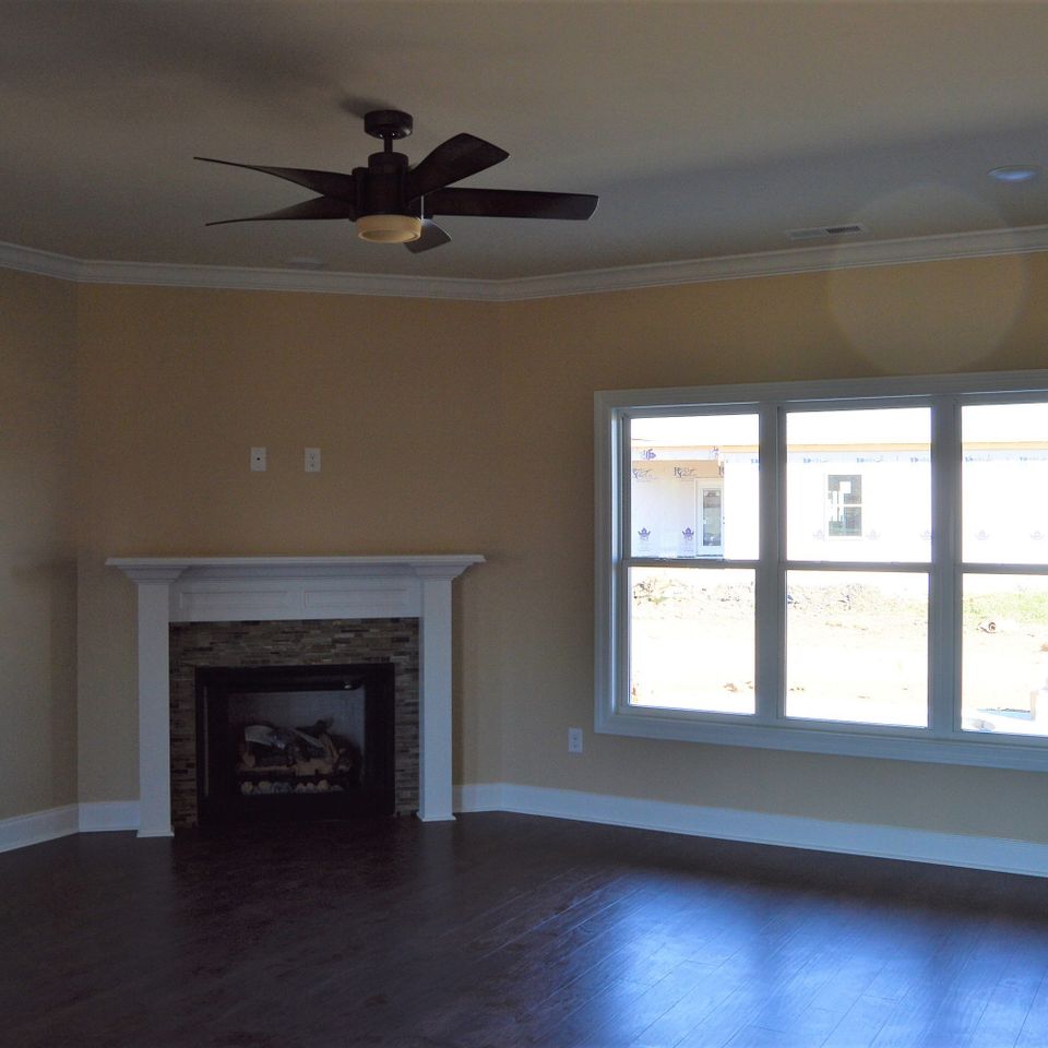 Fireplace20171010 29734 1oo5umz