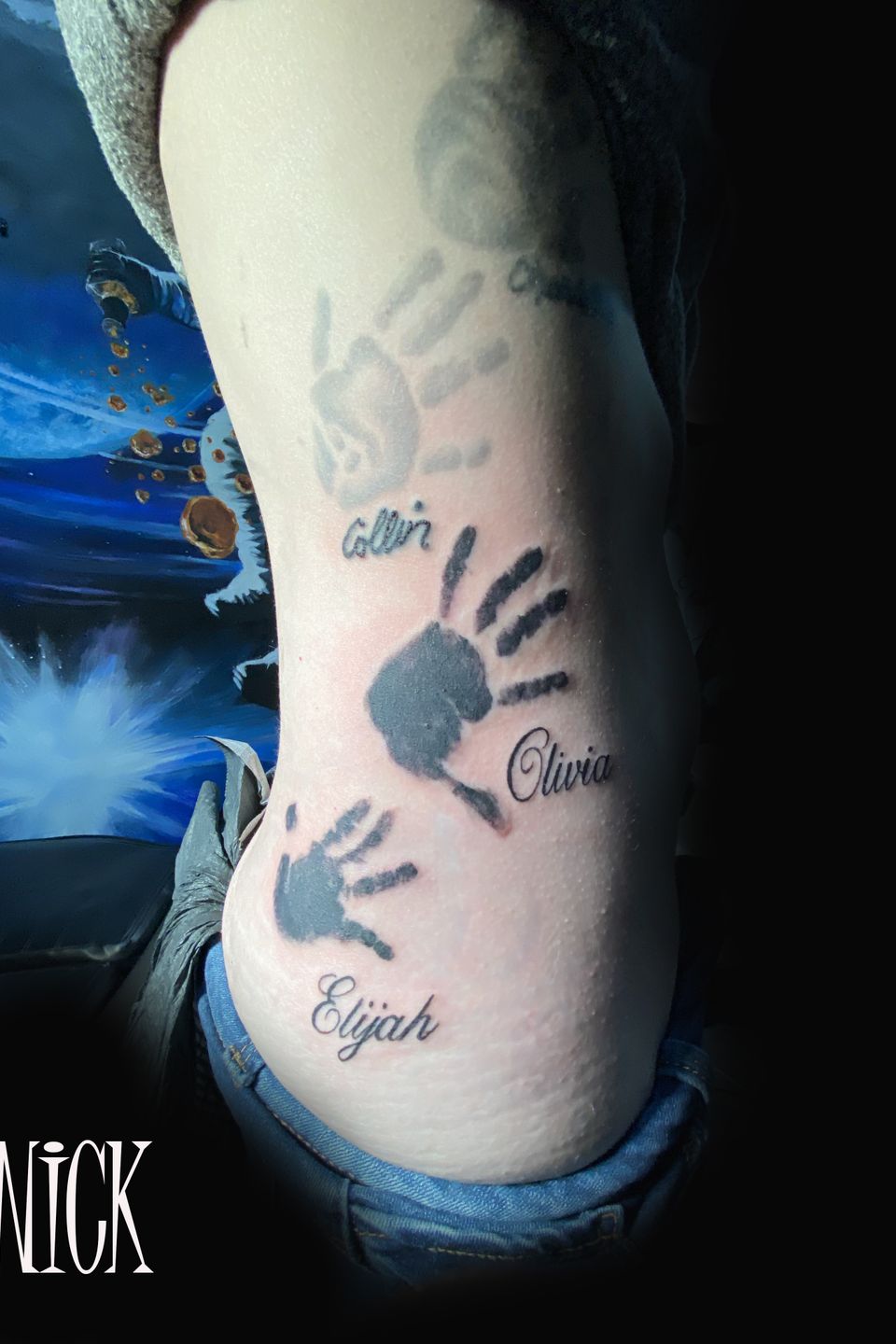 Nick hand prints