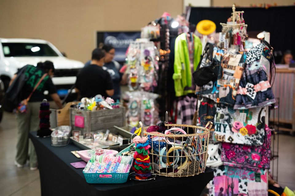 Fall market web image 19