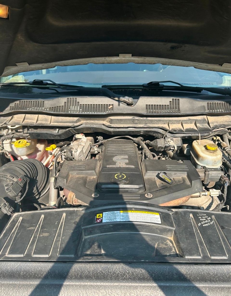 Engine bay of a Dodge Cummins