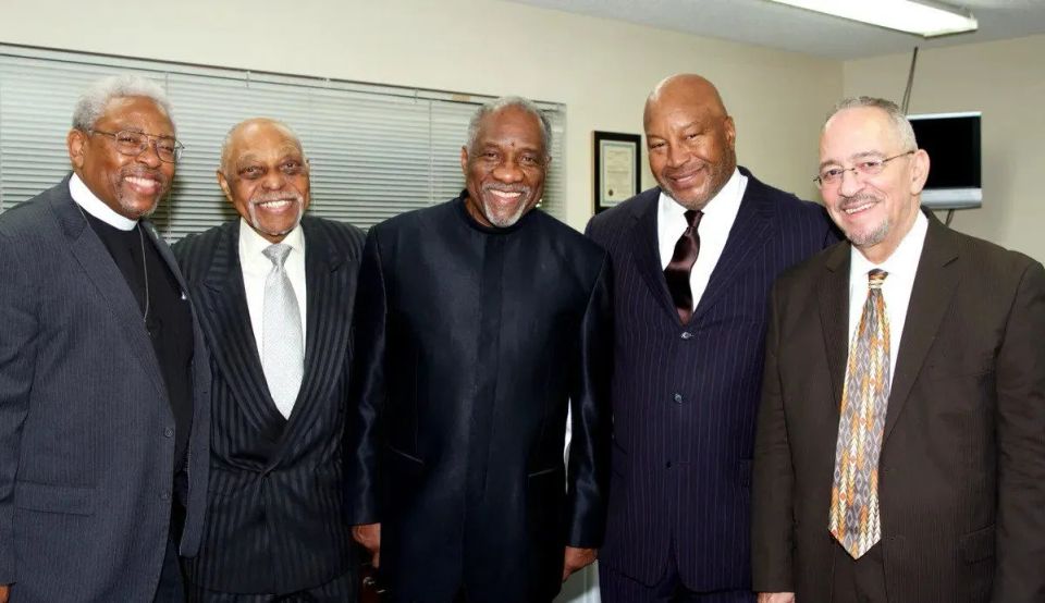 Ezgif 7 7bb97c34603a 03d10844 1289w