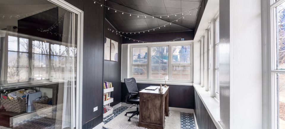 6 web or mls 201 edwards ave 6