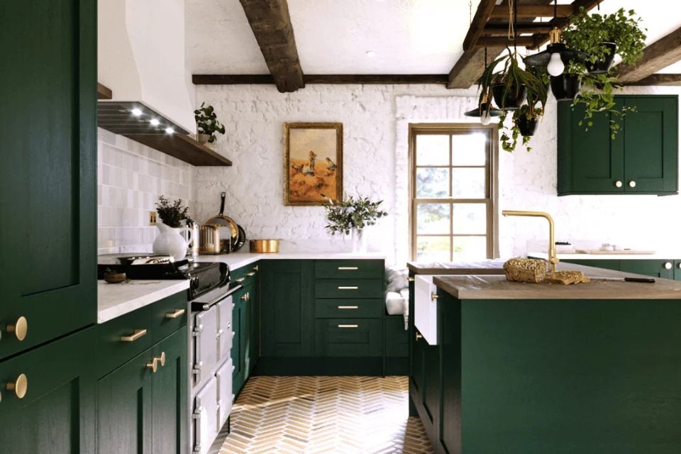 Green kitchen remodels 4 07 26