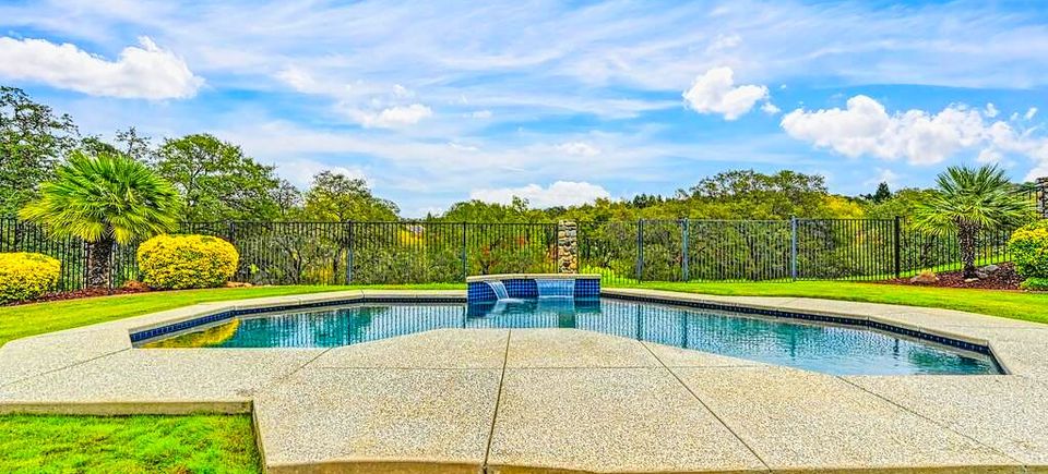 9e28969f 7a8d 4609 9ac8 aaa23e612661