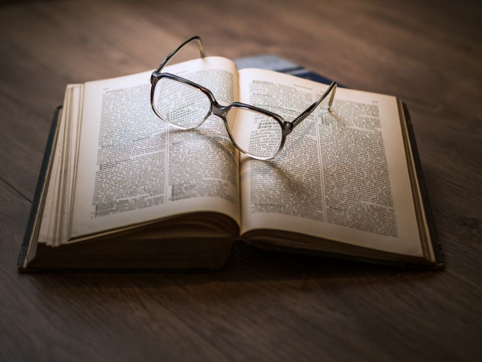 Glasses g0a5708b84 1920