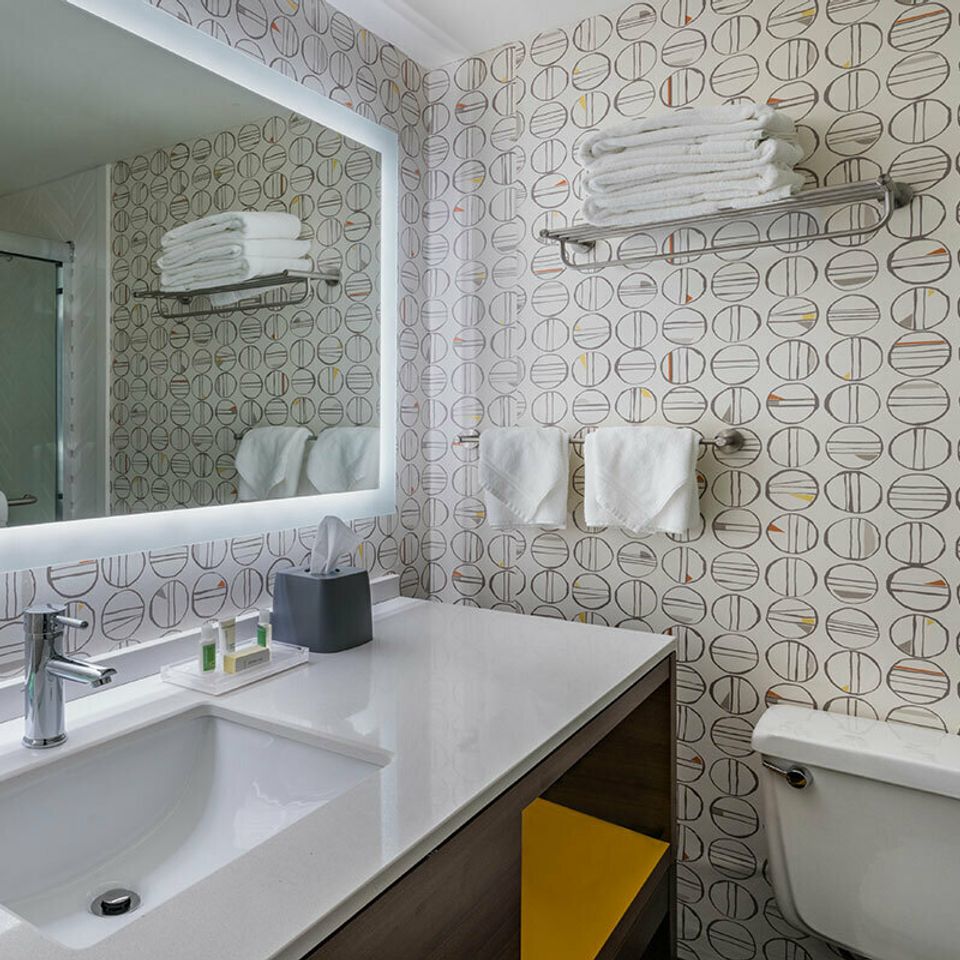 Stdbath vanity