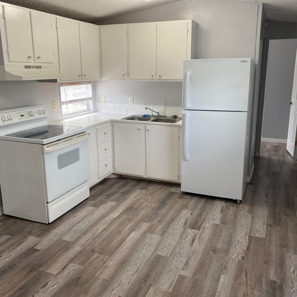 Lot 39 kitchen pic