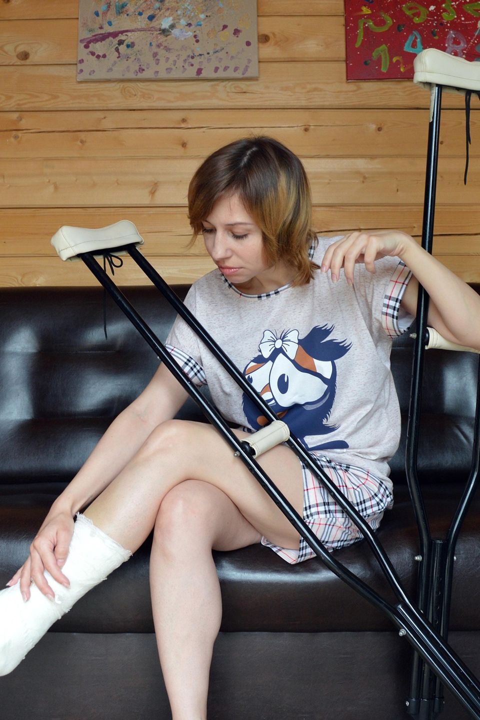 Crutches g1749f3e6d 1920