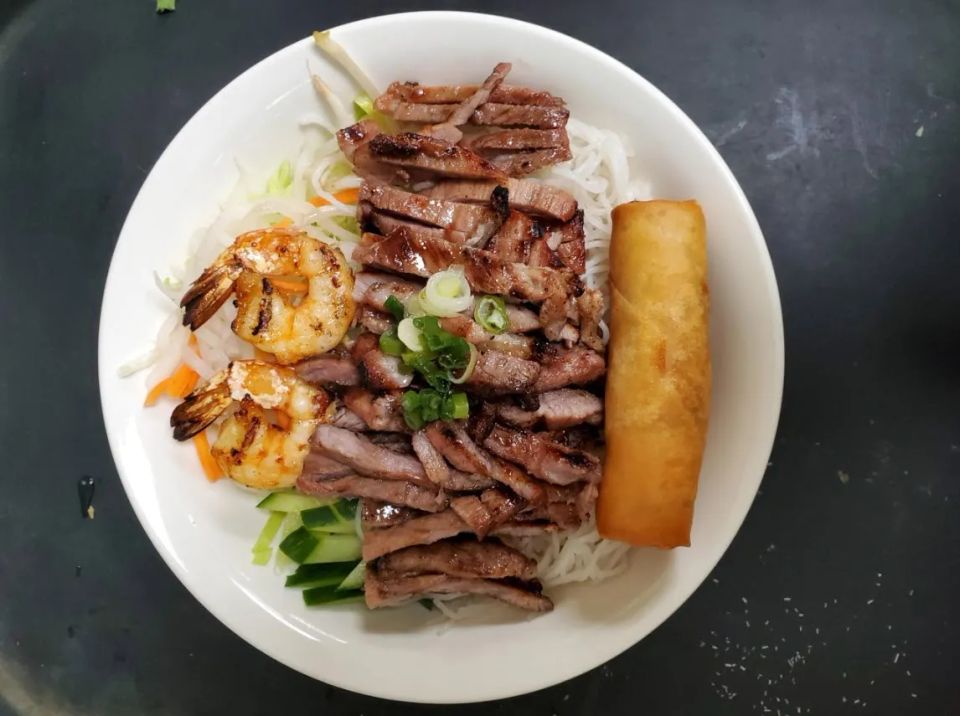  50 grilled pork shrimp vermicelli