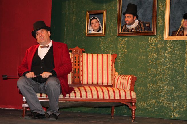 Arts court house players gentlemen