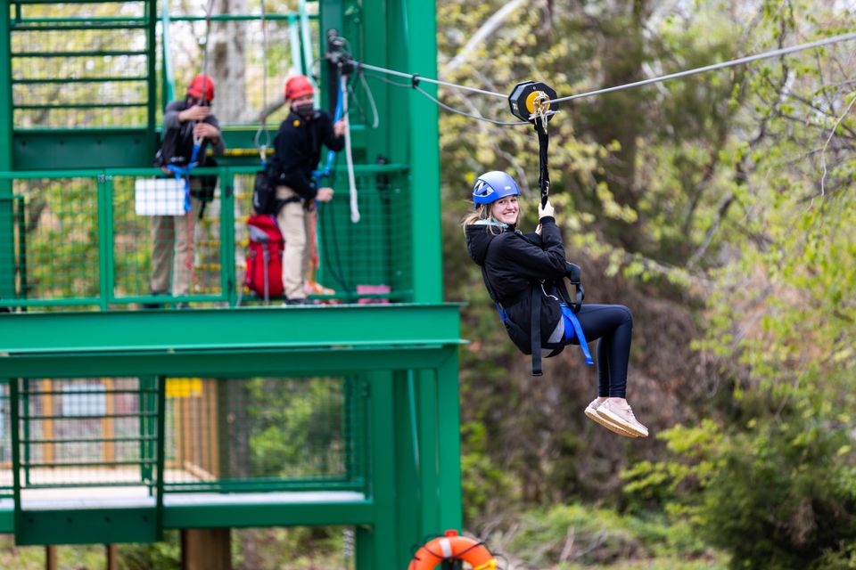 Gs zip line 216