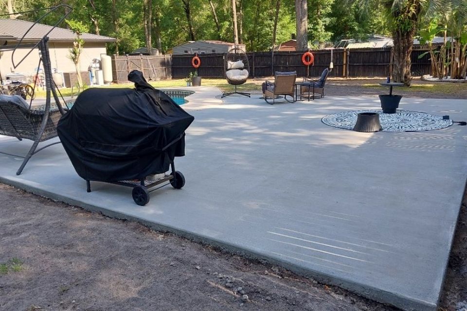 Concrete army patio1