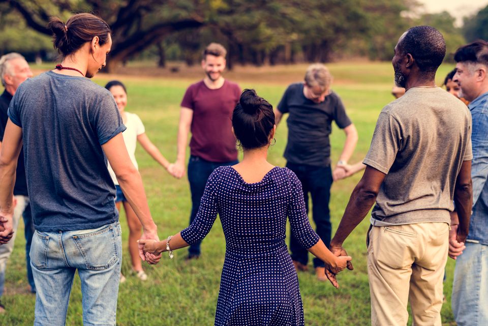 Saving a life peer circle photo