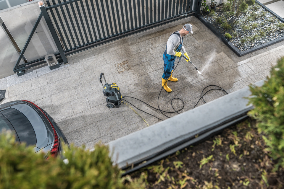 Driveway cleaning