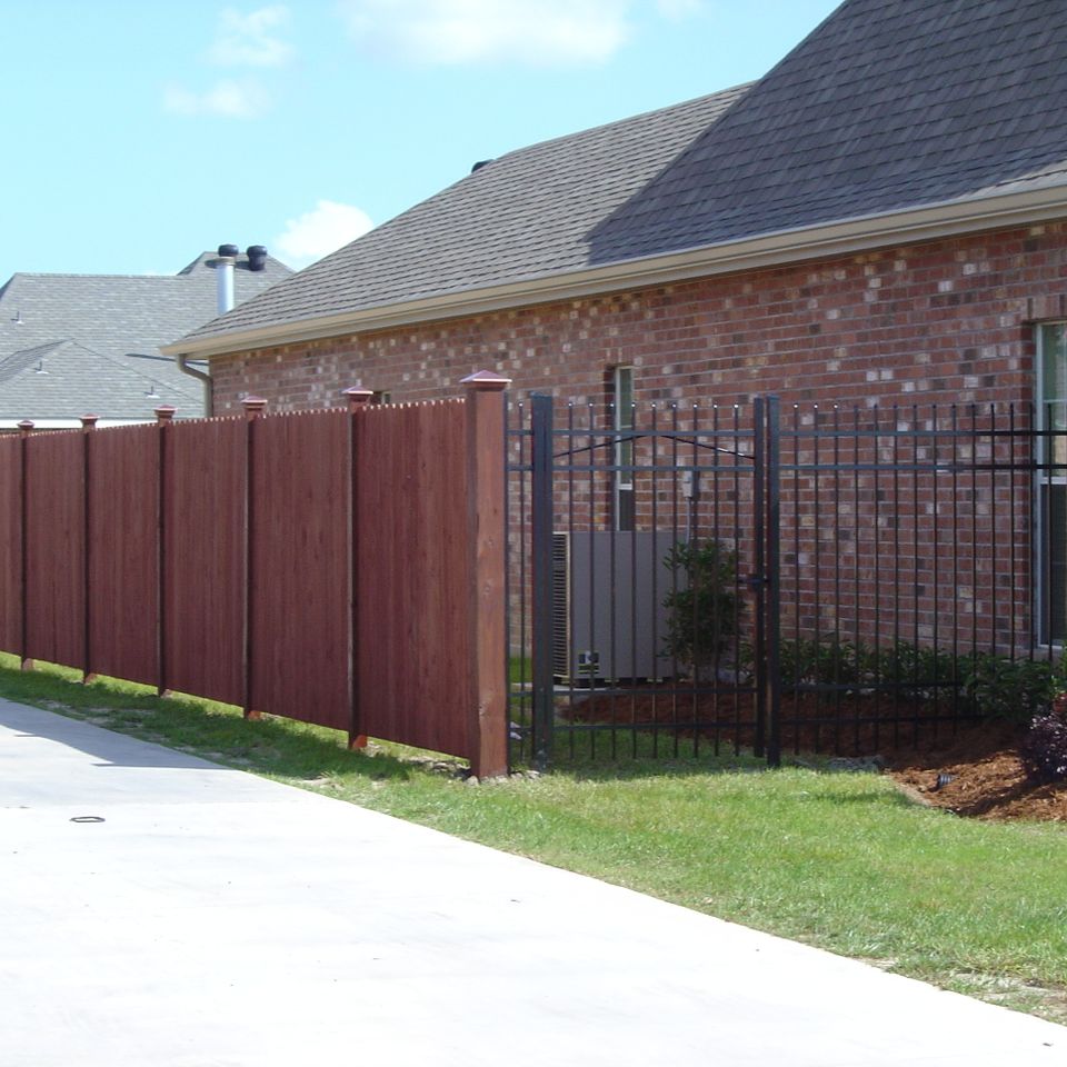 Fence 1 wood and jerith 00220170926 18340 iv1d3u