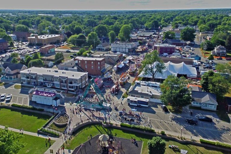 New Baltimore MI neighborhood block streets near community parks