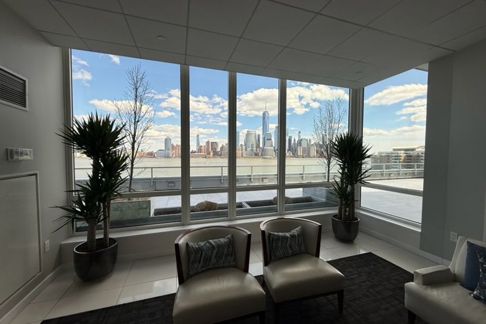 Commercial luxury window uv tinting specialist installers serving northern newjersey westnewyork jerseycity