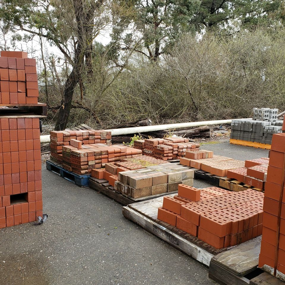 Brick006a