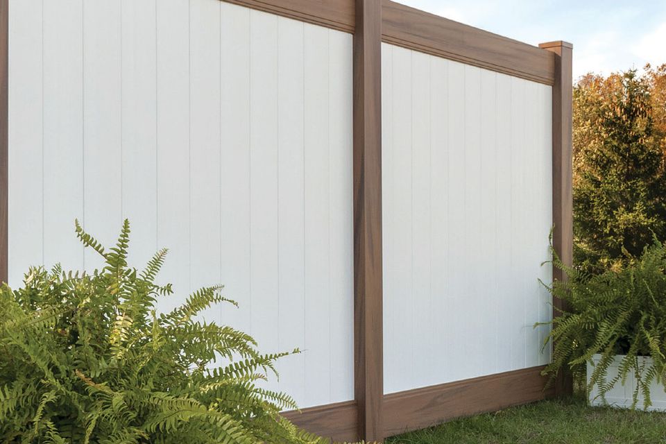 Two tone fencing