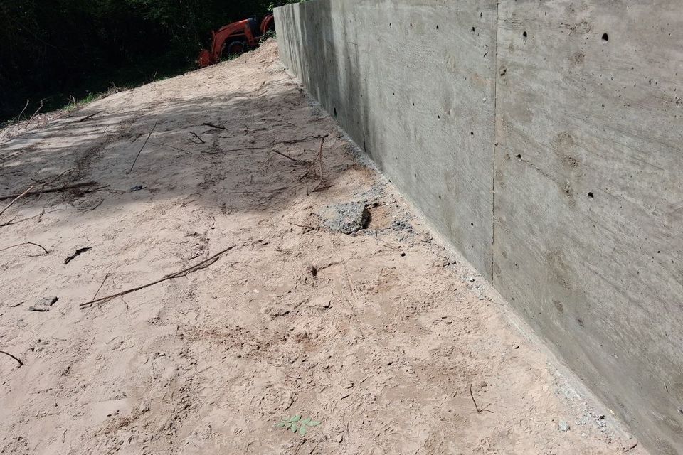 Retaining wall 6