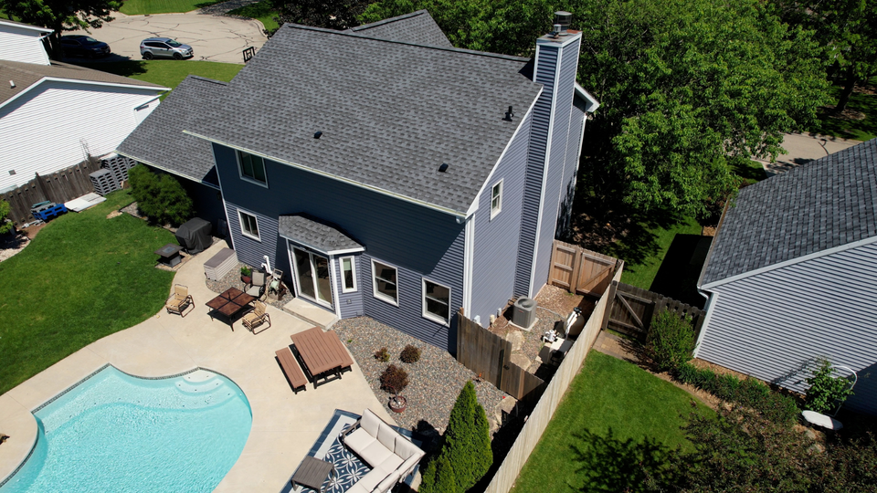 Roof replacement  depere wi  timberline hdz shingle 50 year warranty