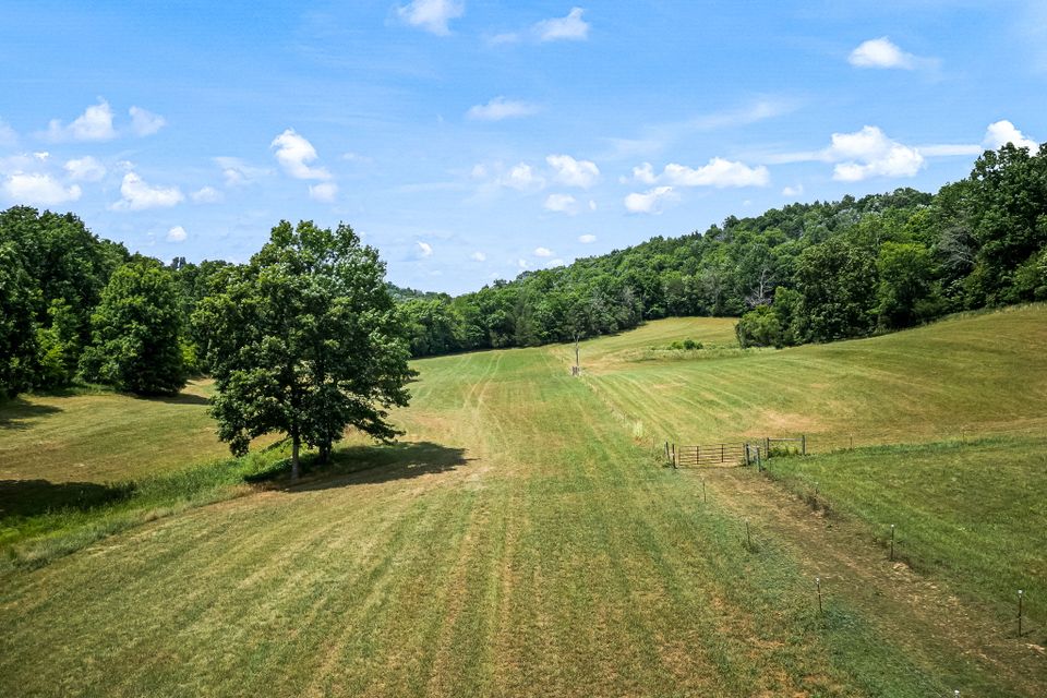 15 web or mls 93 martin hollow rd 16