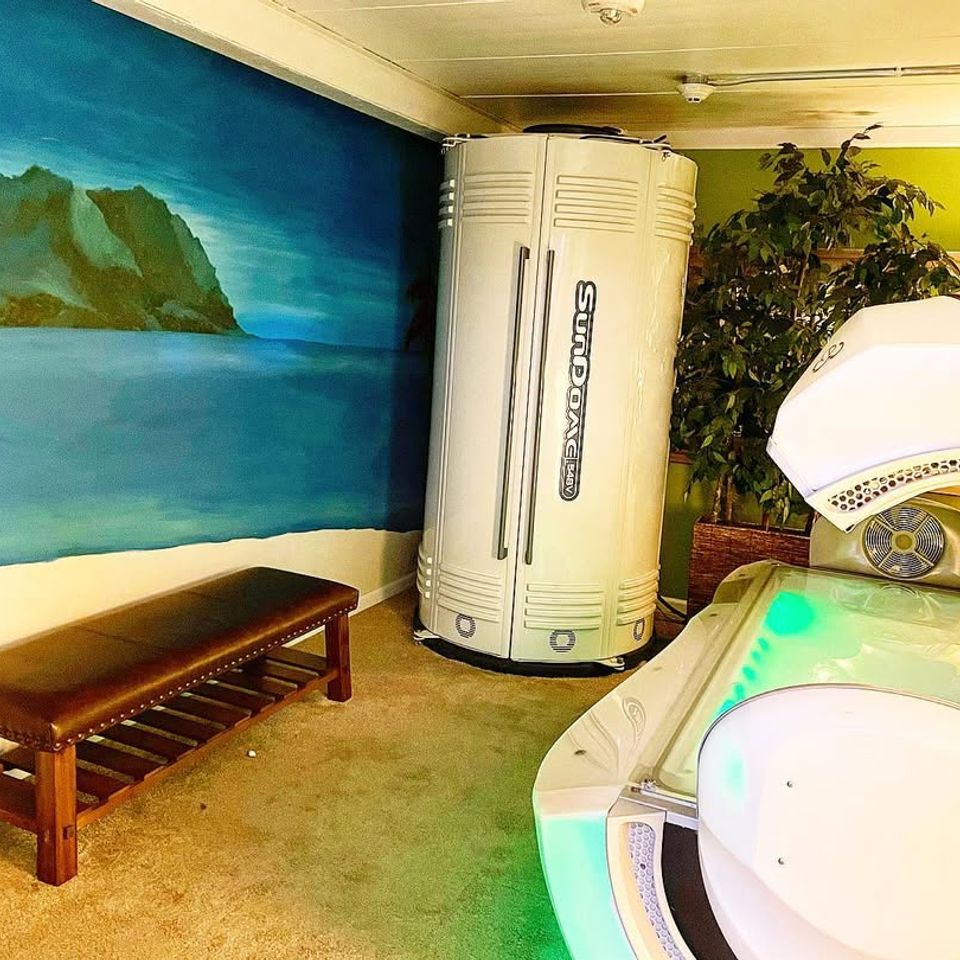 The tanning room at Maximus Gym in Riverhead