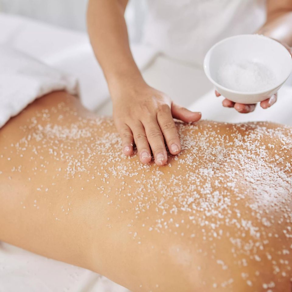 Therapeutic Salt Massage
