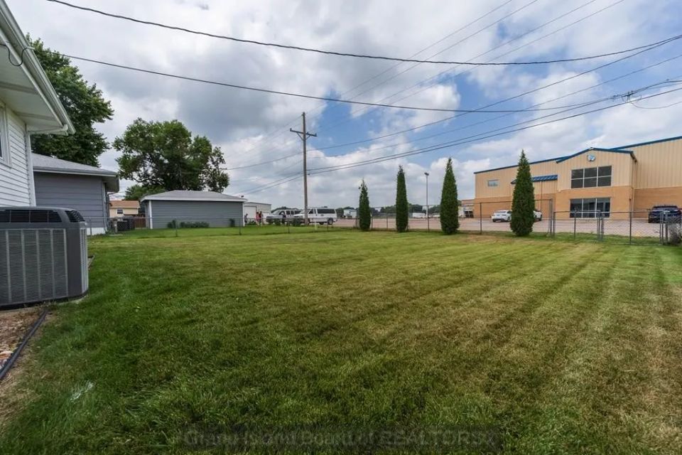2120 w 11th st d 1