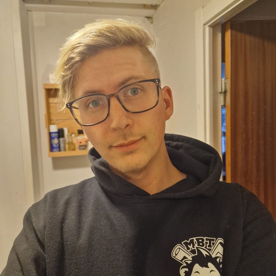 4ff7db1e fae0 48db bf64 59c2dd6b1bea