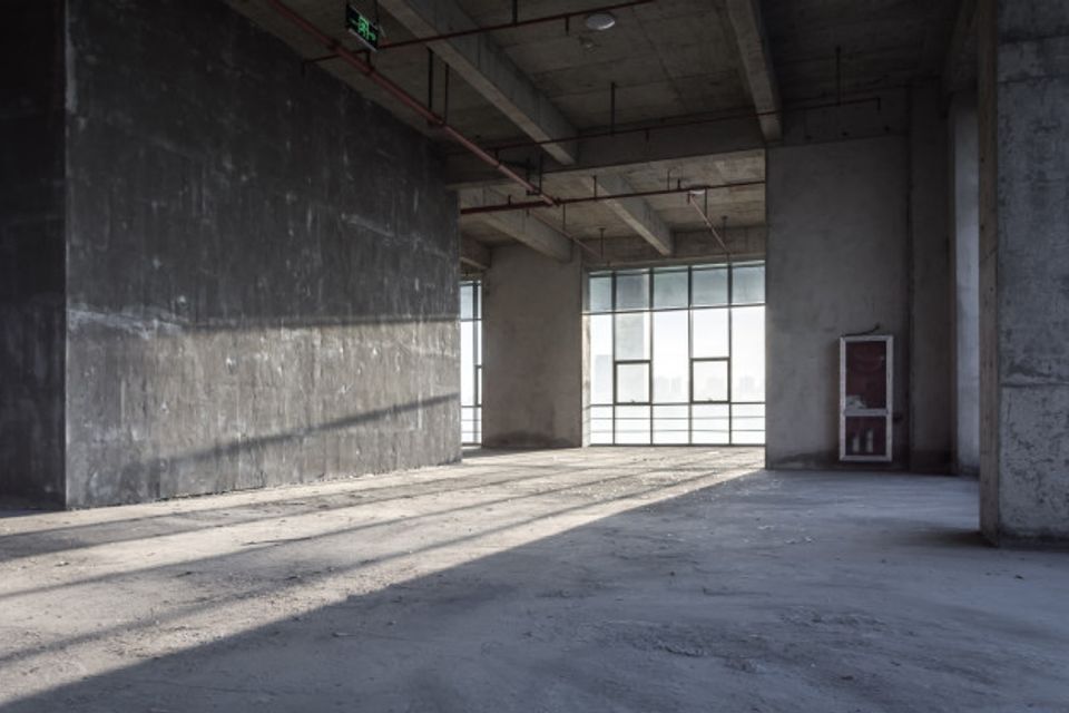 Modern empty business building 1127 4340