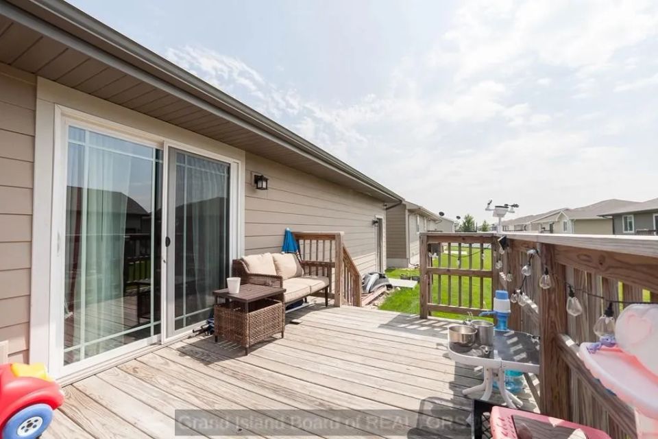 102 switchgrass st grand island d 1