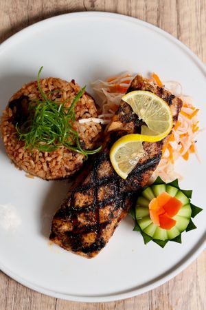 Jerk salmon entree