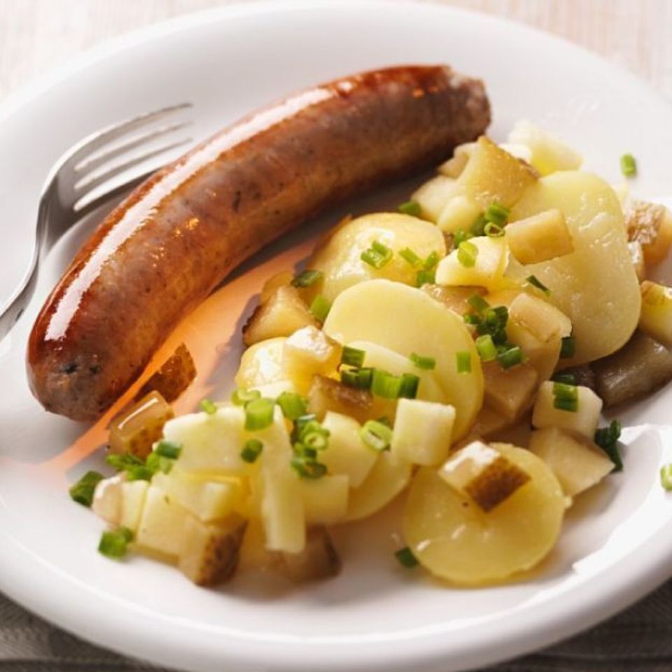 Bratwurst und kartoffelsalat 328815