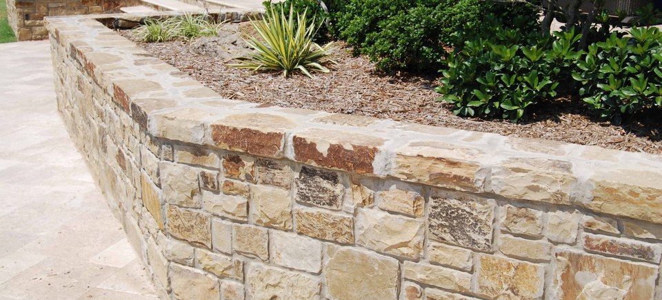 Glover flowerbed wall web320161003 722 6jy6a2