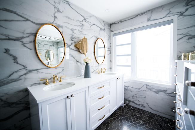 Bathroom yb9b2wbhxg4 unsplash