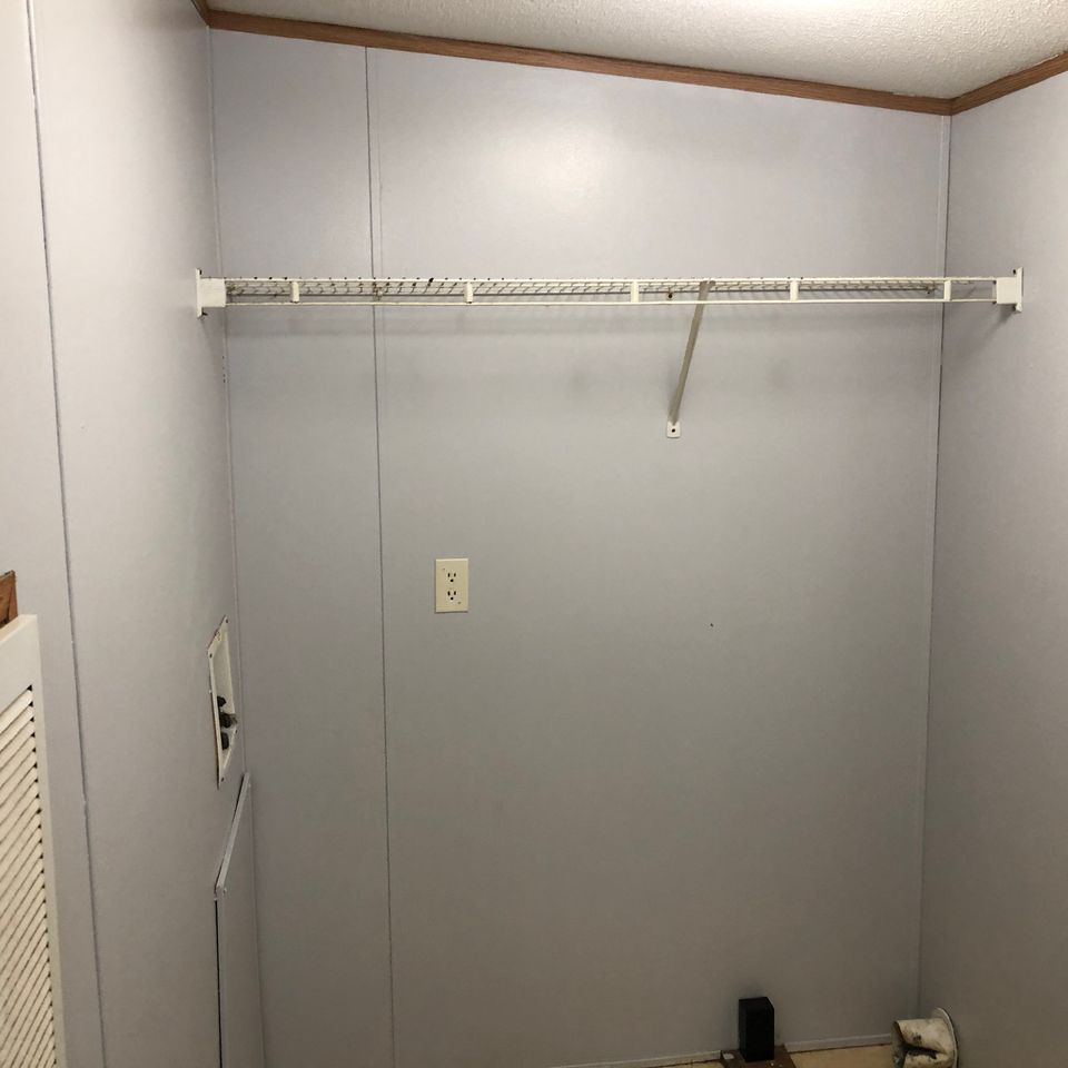 18449 utility room