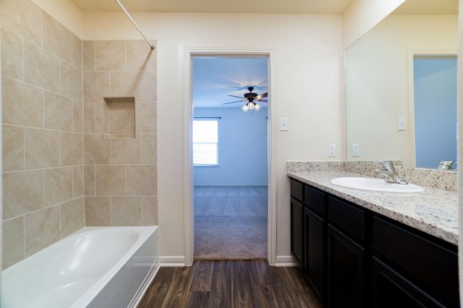 13 15319 harbor lndg 13 mls
