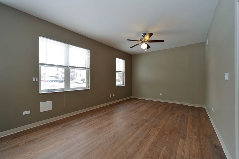 Leavitt avenue apartments (5)