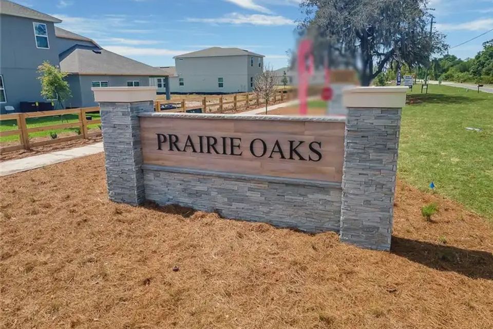 Prarie oaks entrance (2)