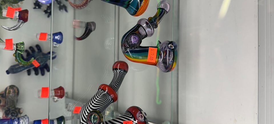 G tag glass pipe