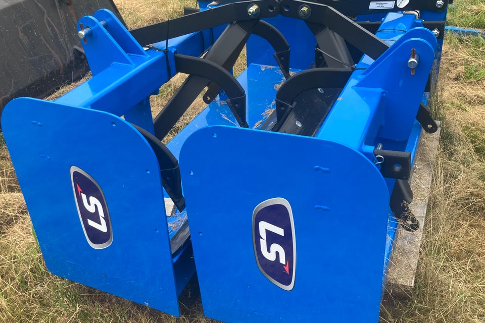 5' box blades