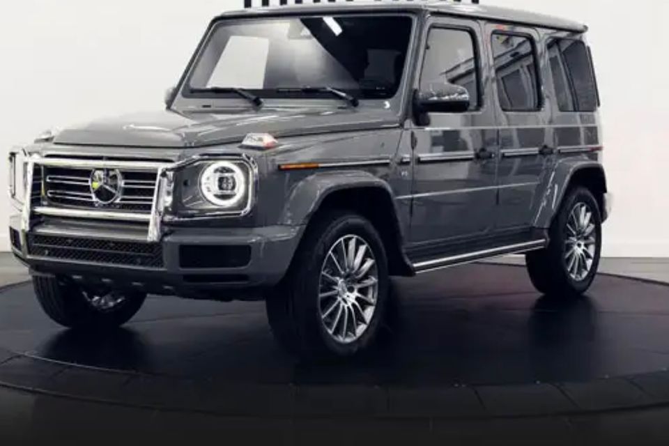 Mercedes benz g550 suv grey