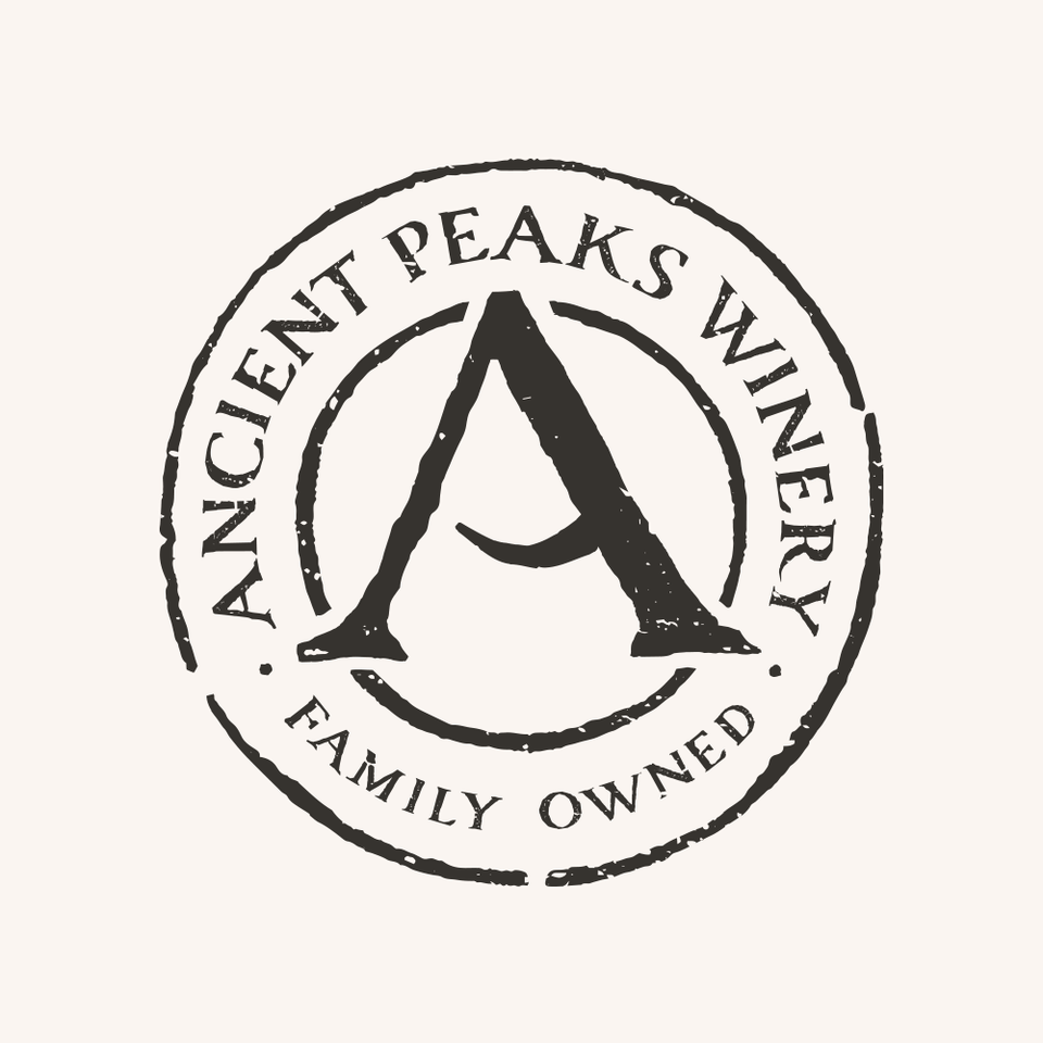 Ancient peaks logo yoast