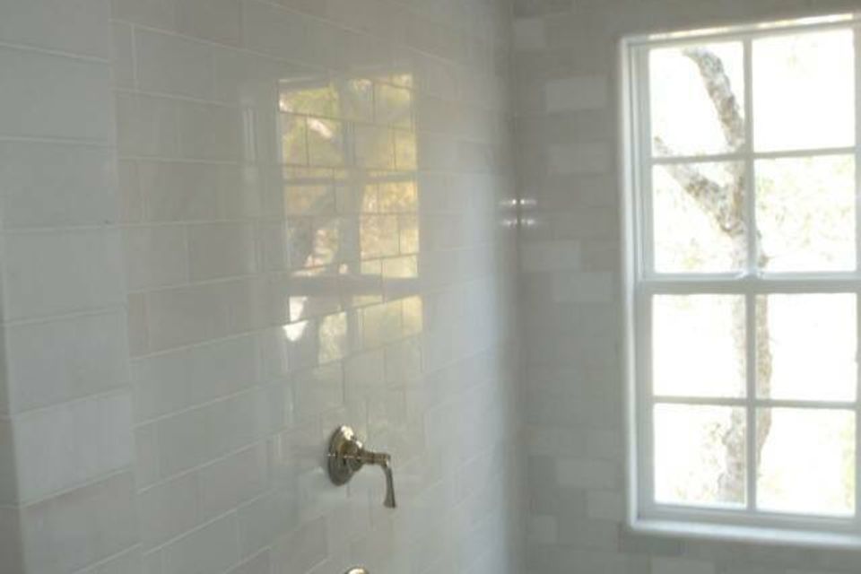 Tinsley master shower op 640x853