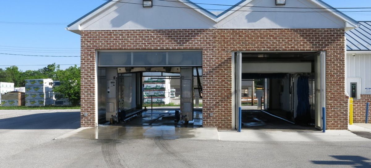 Car Wash Suzi Sudz 924 York St., Hanover, PA 17331