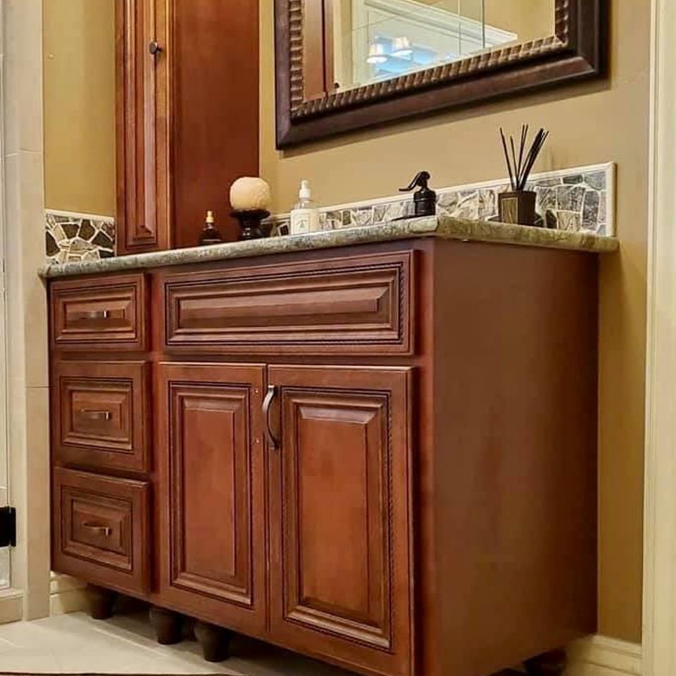 Quality Cabinet, Hardware & Countertop Installation in Boise